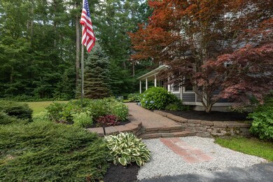 8 Rocky Point Road