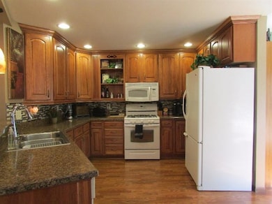 4806 W 105th Ct, Crown Point, IN 46307 - photo 4