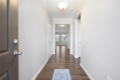 Spacious entryway from the front door