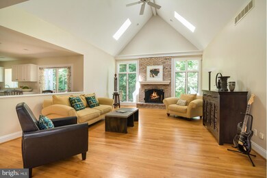 1018 Stonington Dr, Arnold, MD 21012 - photo 5