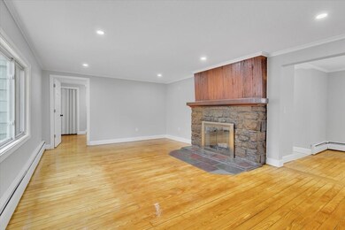 78 Lincoln St, West Springfield, MA 01089 - photo 6