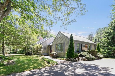 002-photo-front-view-7331979