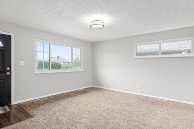 4155 Dixie Ct, Columbus, OH 43228 - photo 6