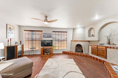 2175 Snead Dr B6 7 of 112