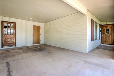 1884 E Alameda Dr-4