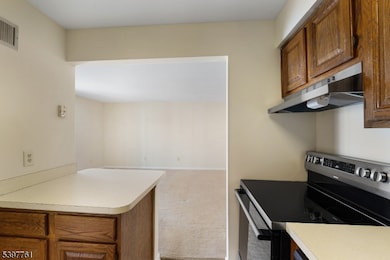 41 Smithfield Ct unit 5, Basking Ridge, NJ 07920 - photo 3
