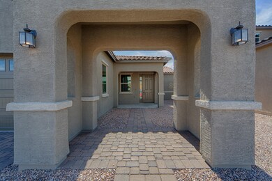 002_PorticoEntry