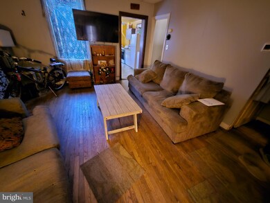 449 W College Ave, York, PA 17401 - photo 4