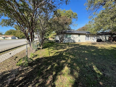 5200 Mcquade St, Haltom City, TX 76117 - photo 5