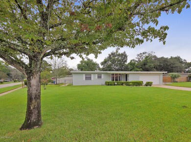 1521 Starwan Rd E, Jacksonville, FL 32211 - photo 3