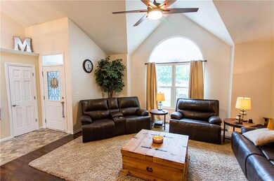 317 SW Seagull St, Lees Summit, MO 64082 - photo 7