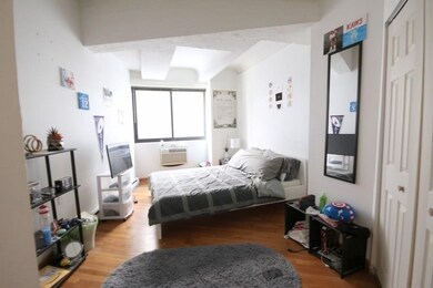 XII Stoneholm unit 320, Boston, MA 02115 - photo 3