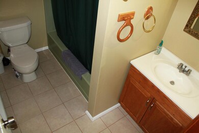 7080 Boulder Ct, Tobyhanna, PA 18466 - photo 6