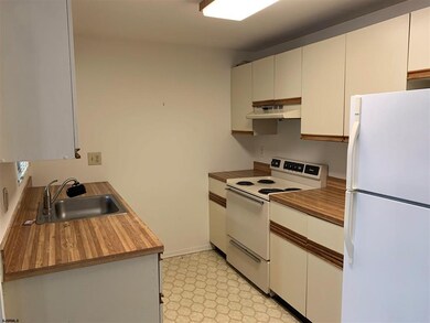 244 Meadow Ridge Rd unit 1, Galloway, NJ 08205 - photo 4