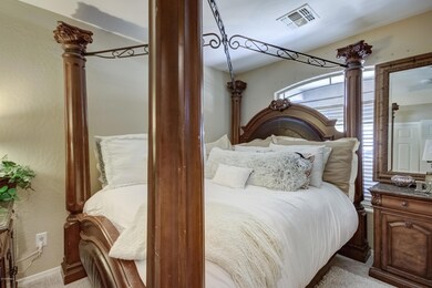 2113 W Central Ave-8