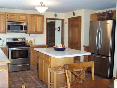 17 Seth Dr, Attleboro, MA 02703 - photo 7