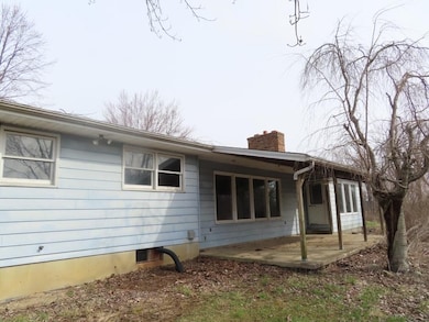 5826 E River Rd, Montpelier, IN 47359 - photo 4