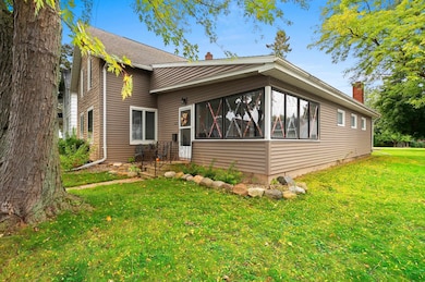 118 W 6th St, Kaukauna, WI 54130 - photo 5