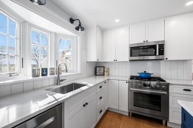 5 Dawes St, Newburyport, MA 01950 - photo 4