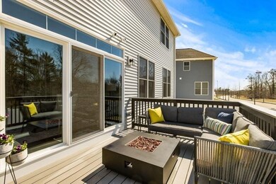 7 Manchester St, Weymouth, MA 02190 - photo 3