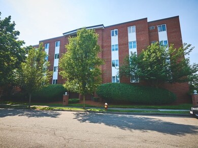 31 Lodgen Ct unit 4H, Malden, MA 02148 - photo 2