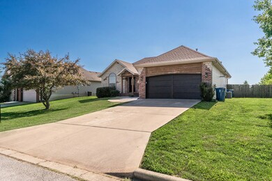 663 N Althea Ave, Nixa, MO 65714 - photo 2