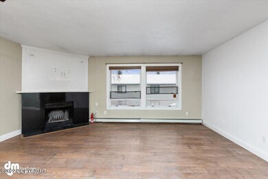 02-Living Room MS_9418