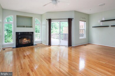 2572 Running Wolf Trail, Odenton, MD 21113 - photo 6