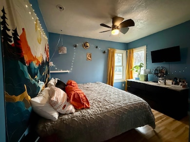 509 13th St NW, Minot, ND 58703 - photo 7