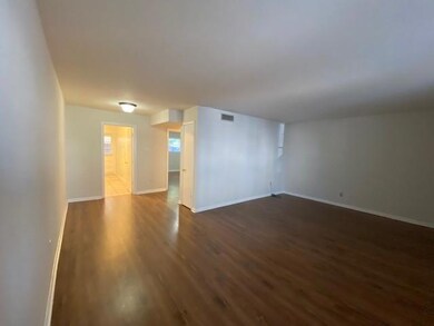 1818 Prytania St unit 4, New Orleans, LA 70130 - photo 3