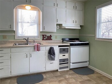 3108 15th St, Columbus, IN 47201 - photo 5