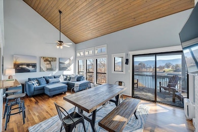 290 Sailors Cove Dr unit 409, Moneta, VA 24121 - photo 2