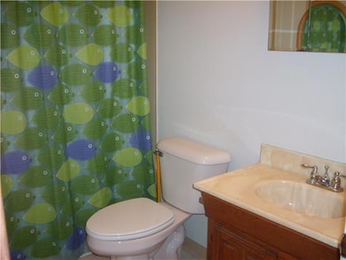 1414 Chesterton Square S, Columbus, OH 43229 - photo 6