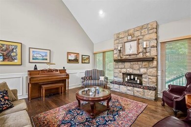 8307 Acuff Ln, Lenexa, KS 66215 - photo 4