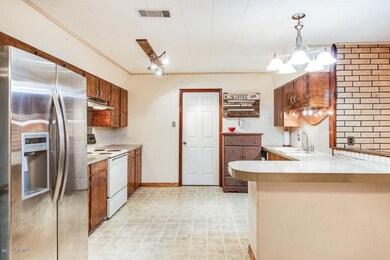 1321 Clifford Ave-5