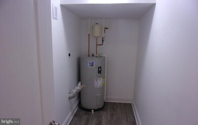 112 Poplar Ln, Occoquan, VA 22125 - photo 3