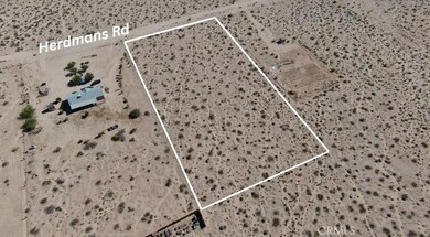 60684 Herdmans Rd, Landers, CA 92285 - photo 4