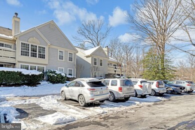 2220 Springwood Dr unit 109B, Reston, VA 20191 - photo 2