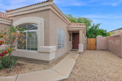 882 E Monterey St, Chandler, AZ 85225 - photo 4