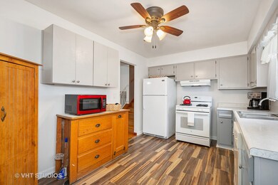 264 E Fullerton Ave, Elmhurst, IL 60126 - photo 7