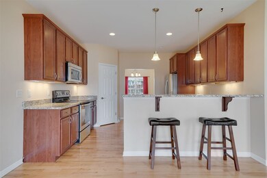 881 Ashworth Dr, Oregon, WI 53575 - photo 7