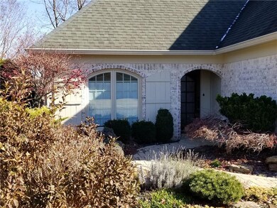 3381 Nottinghill Dr E, Plainfield, IN 46168 - photo 2
