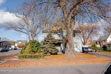 302 Oak St, Scranton, PA 18508 - photo 3