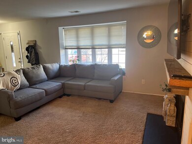 8 Oliver Wolcott Bldg, Blackwood, NJ 08012 - photo 2