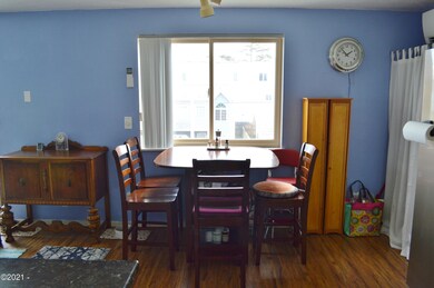 946 SW 12th St Newport 007 - Copy