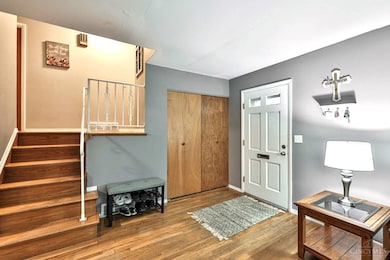 5059 Grosse Pointe Ln, Cincinnati, OH 45238 - photo 4