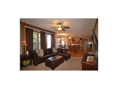 Open Great Room w/Gas Fireplace