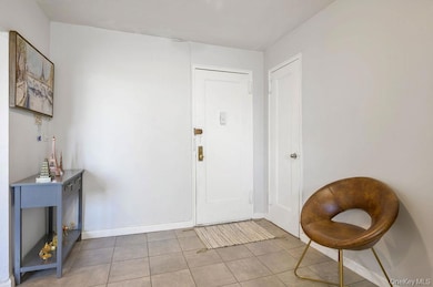 Glen Manor unit 2G, New Rochelle, NY 10805 - photo 5