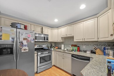 2 Lee Hill Rd unit 8, Roslindale, MA 02131 - photo 3