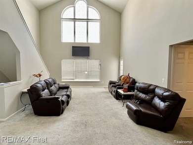 8425 Towne Center Cir S unit 56, Warren, MI 48093 - photo 4